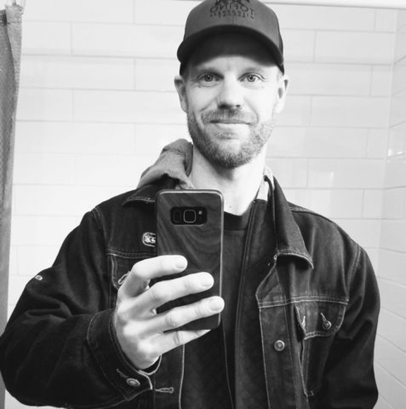 Meet your Posher, Jason - Picture 1 of 1